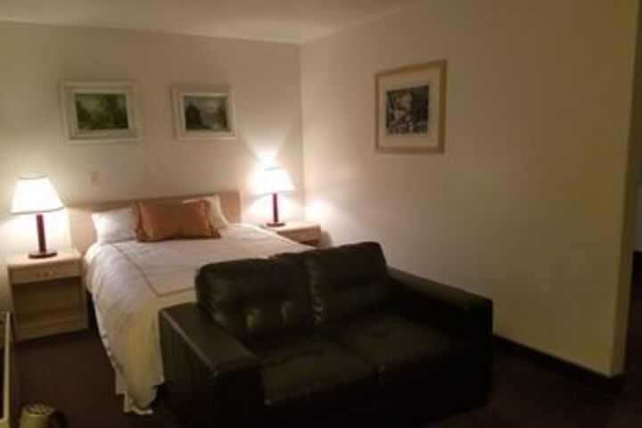 Room 21 of 43