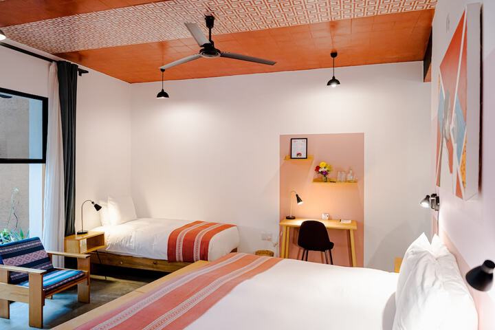 Room 8 of 92