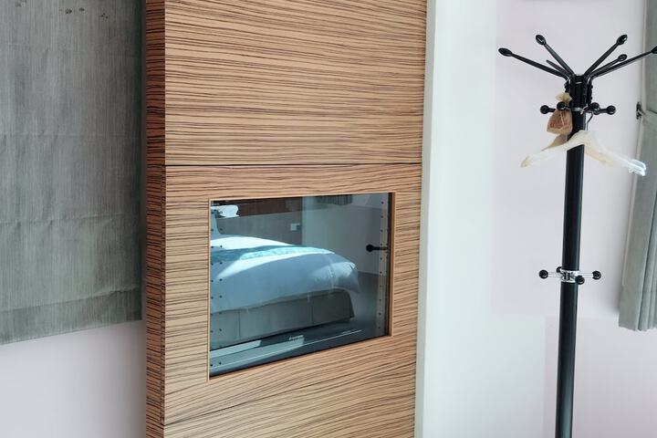 Room 7 of 40
