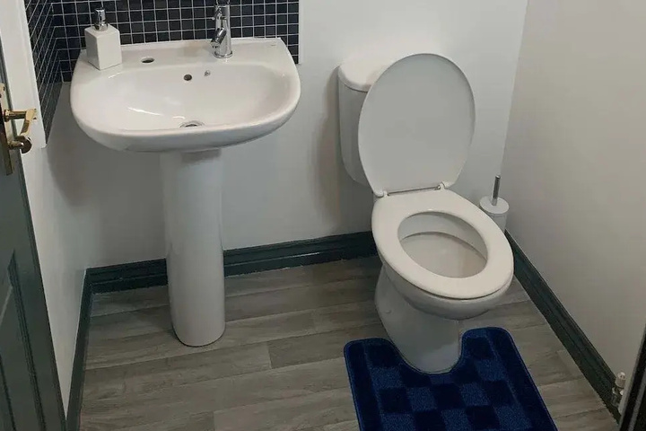 Room 12 of 13