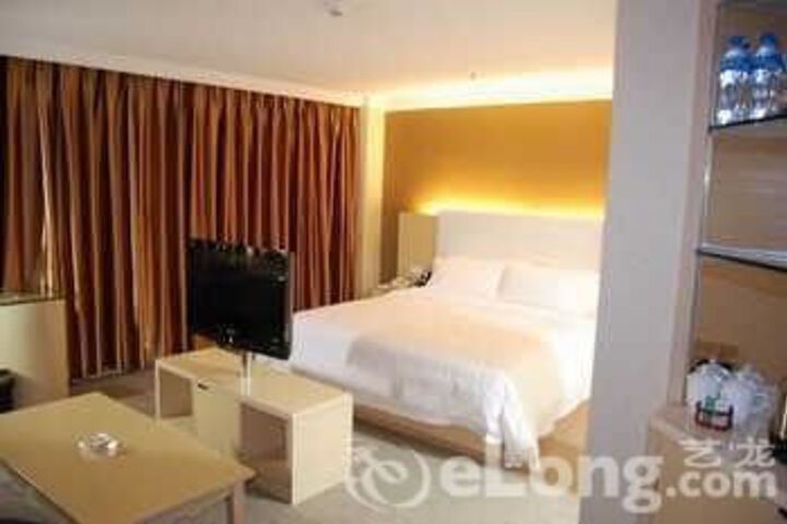 Room 5 of 57