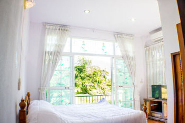 Room 14 of 28