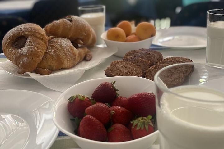 Breakfast/Coffee Service 28 of 54
