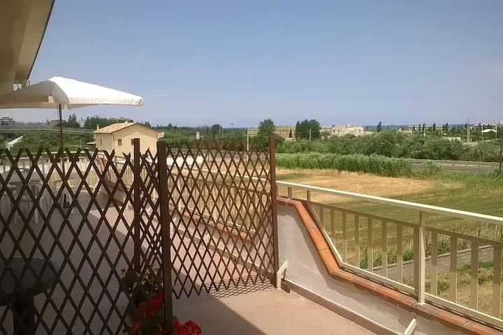 Terrace/Patio 6 of 16