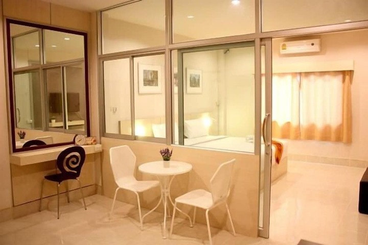 Room 29 of 52