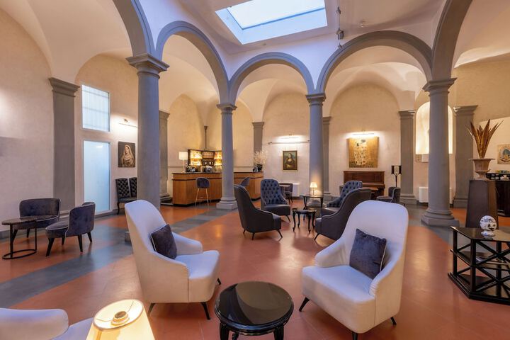 Guest Lobby