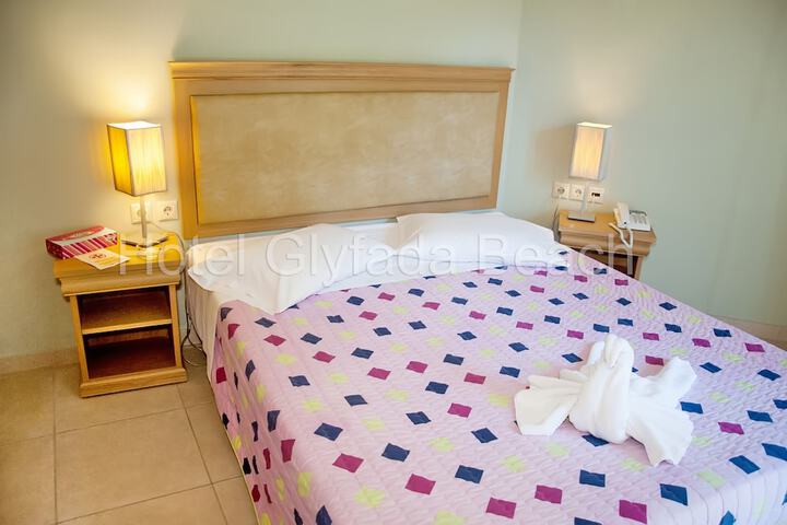 Room 32 of 159