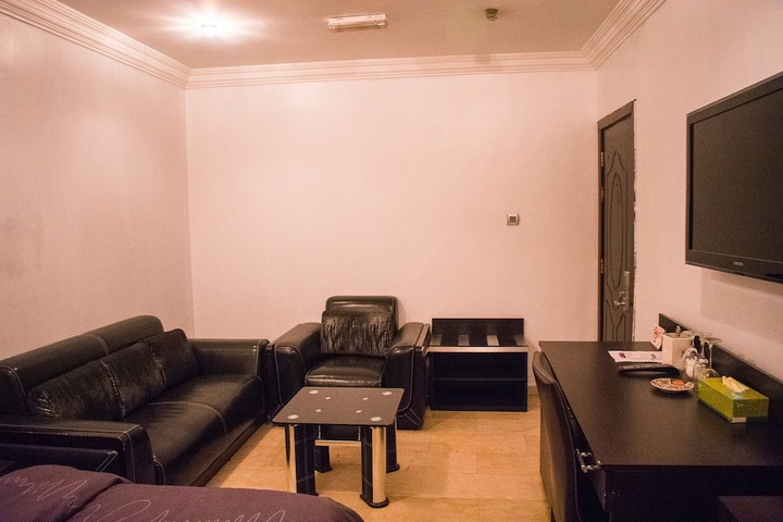 Room 21 of 57