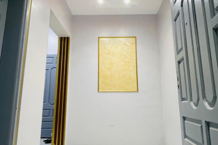 Room 11 of 14
