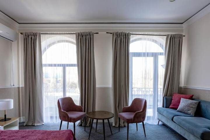 Room 17 of 26