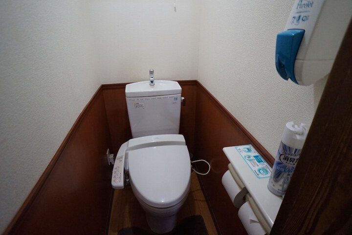 Room 25 of 29