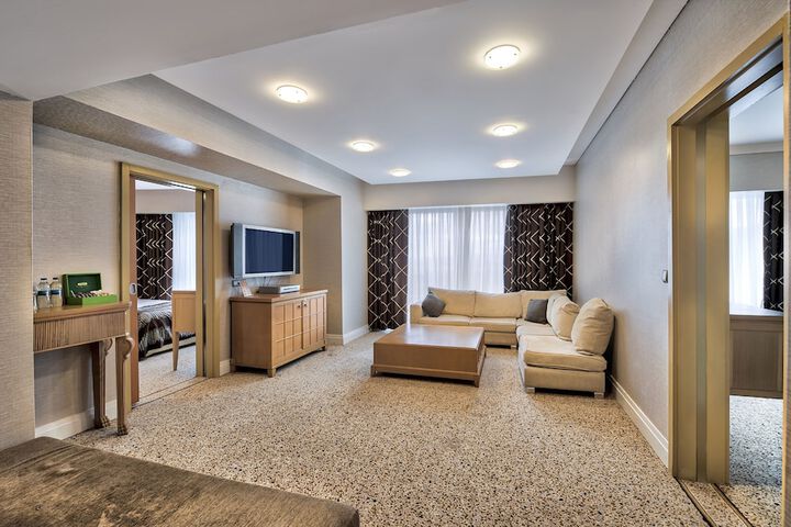 Room 20 of 95