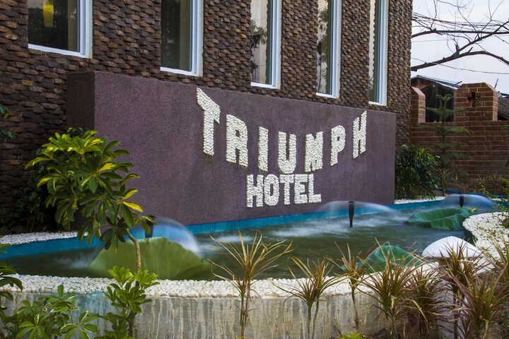 Hotel Exterior 75 of 79
