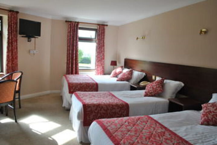 Room 14 of 27