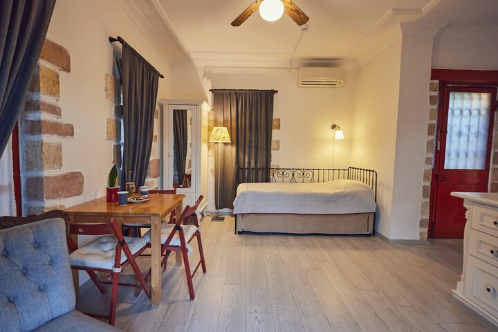 Room 29 of 114