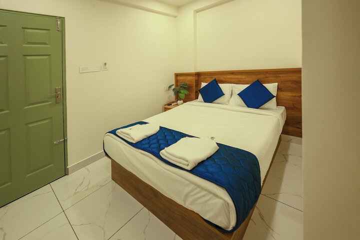 Room 6 of 20
