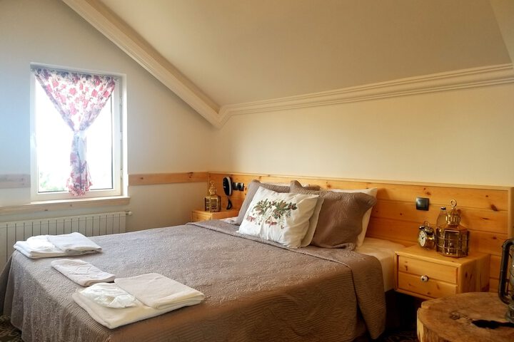 Room 8 of 78