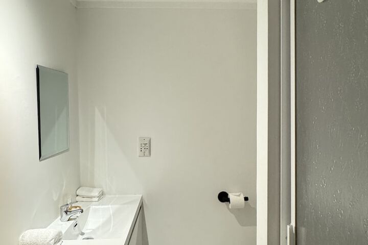 Room 17 of 48
