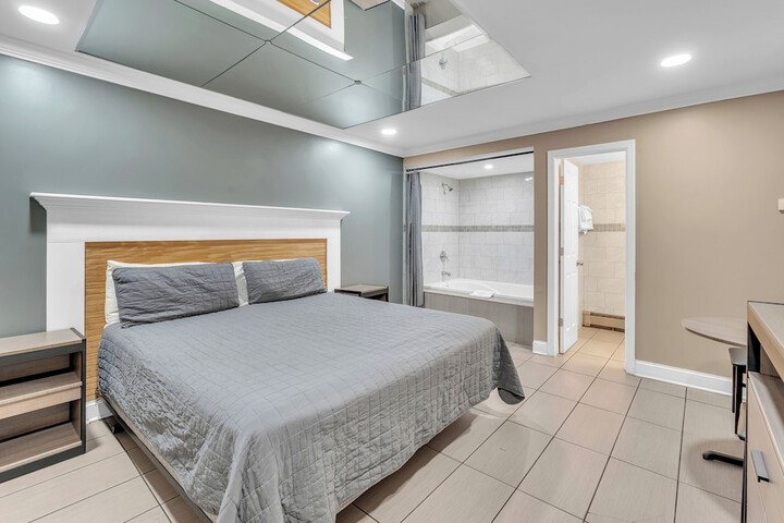 Room 4 of 29