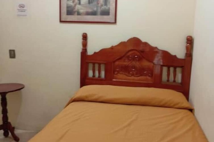 Room 4 of 13