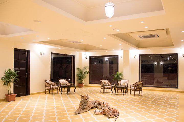 Hotel Interior 8 of 88