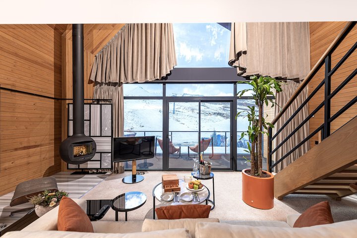 Room 27 of 175
