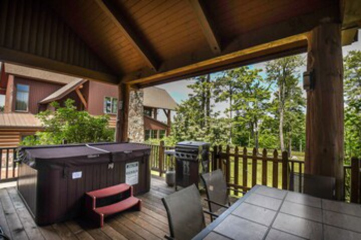 Terrace/Patio 3 of 33