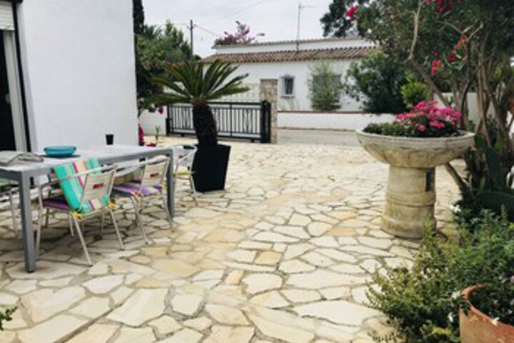 Terrace/Patio 27 of 36