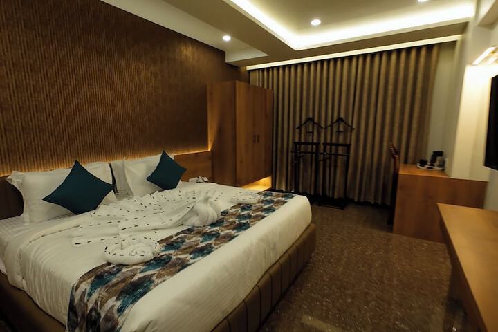 Room 16 of 87