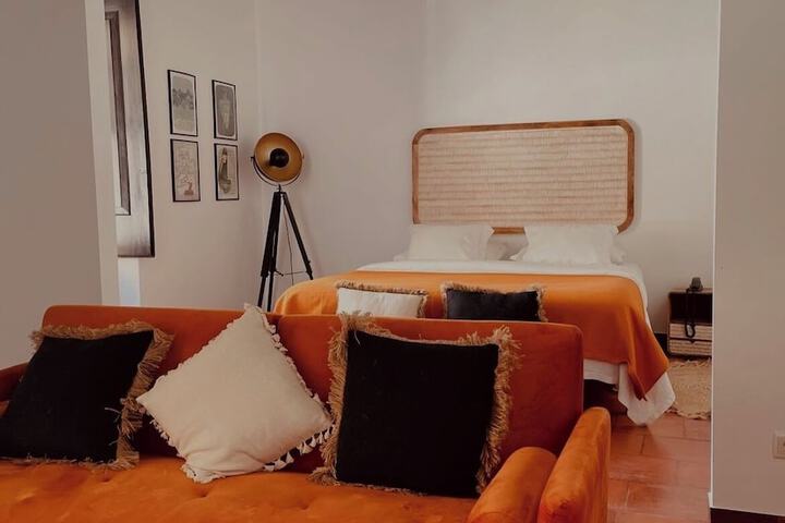 Room 11 of 72