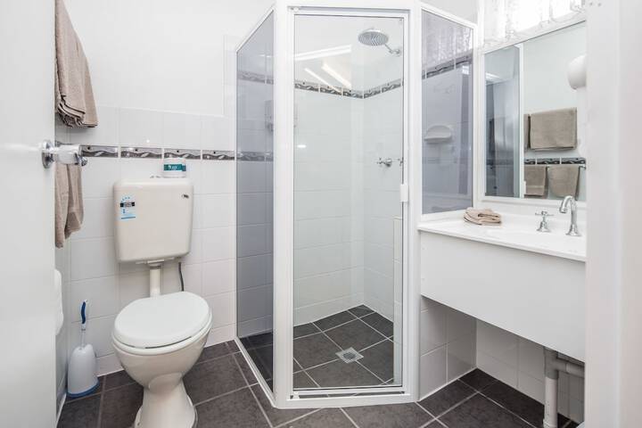 Room 15 of 20
