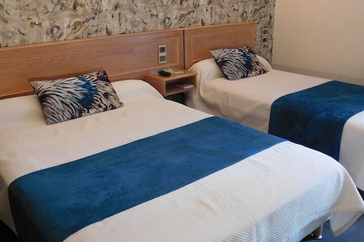 Room 3 of 54