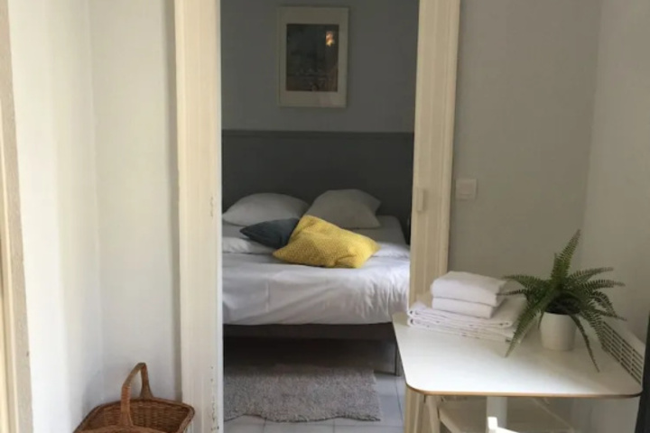 Room 3 of 13