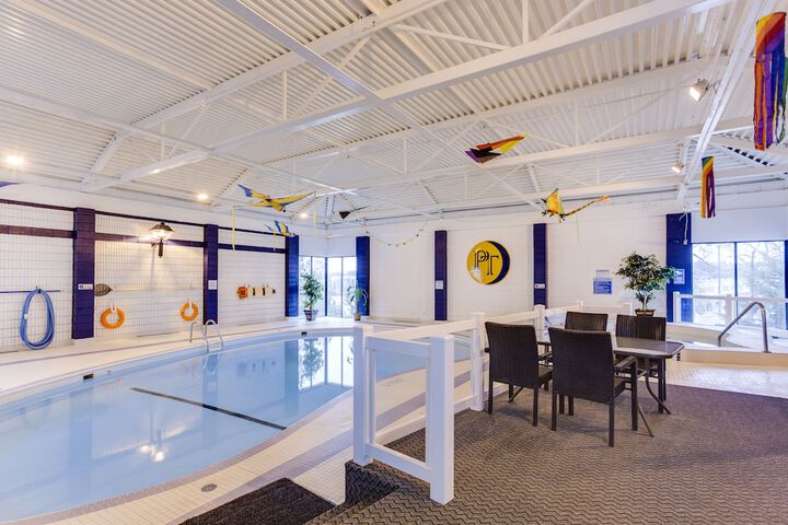 Pool Hotel