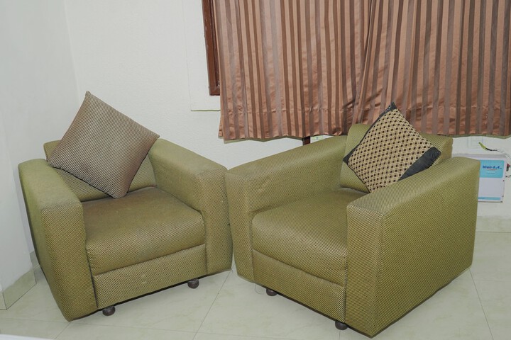 Room 10 of 30