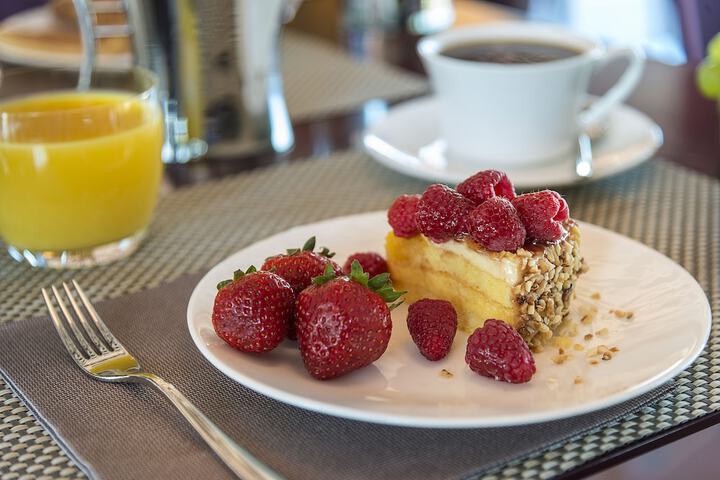 Breakfast/Coffee Service 33 of 39