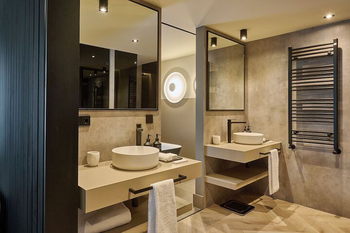 Bath Interior