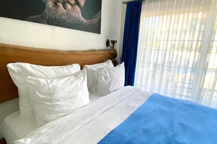 Room 55 of 137