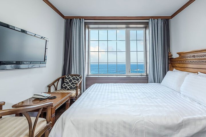 Room 47 of 50