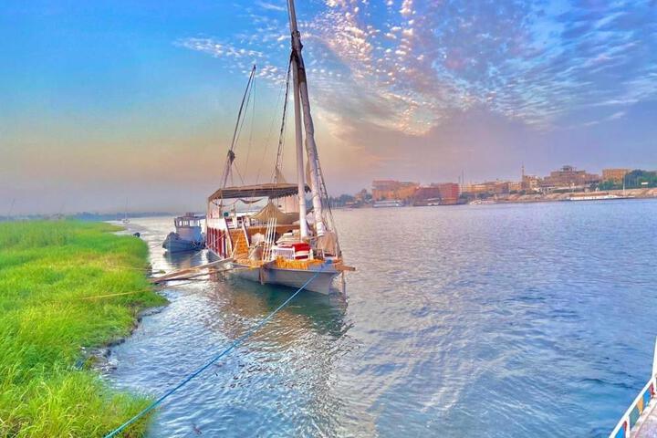 Cinderella Malika boat