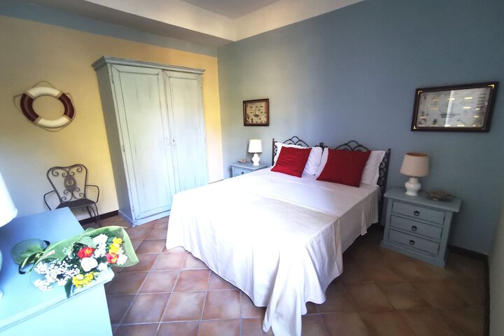 Room 25 of 123