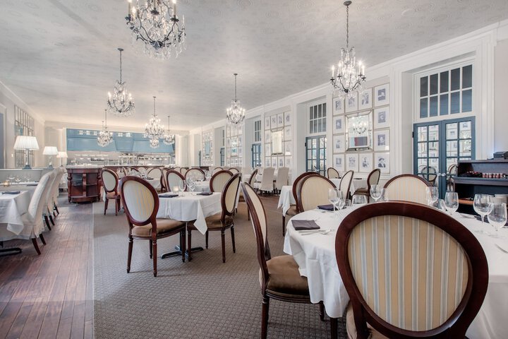 Dining 152 of 186