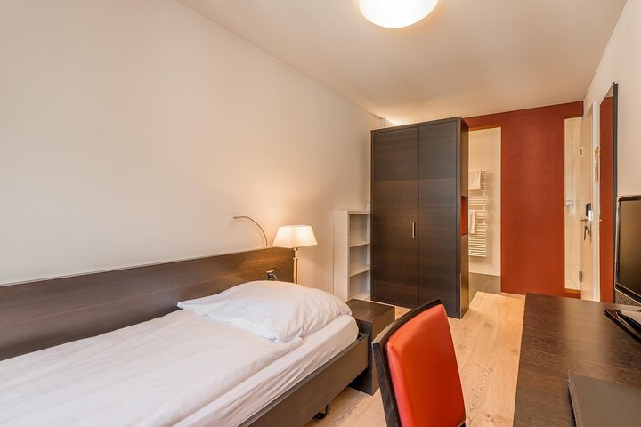 Room 39 of 110