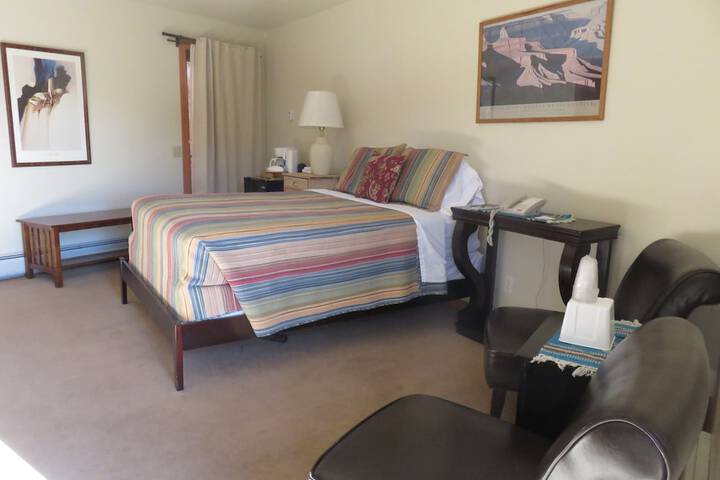 Room 4 of 14