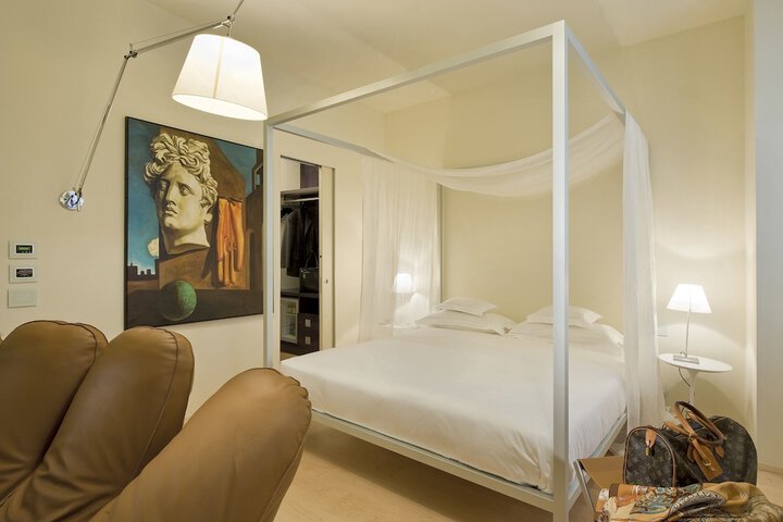 Room 14 of 56