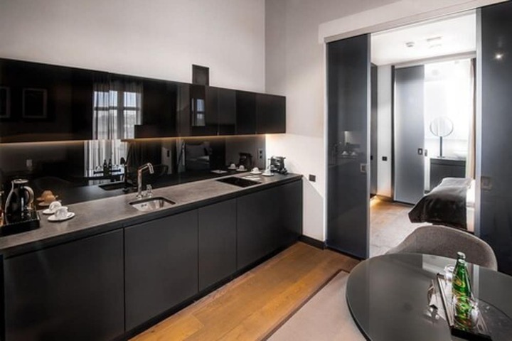 Private kitchenette