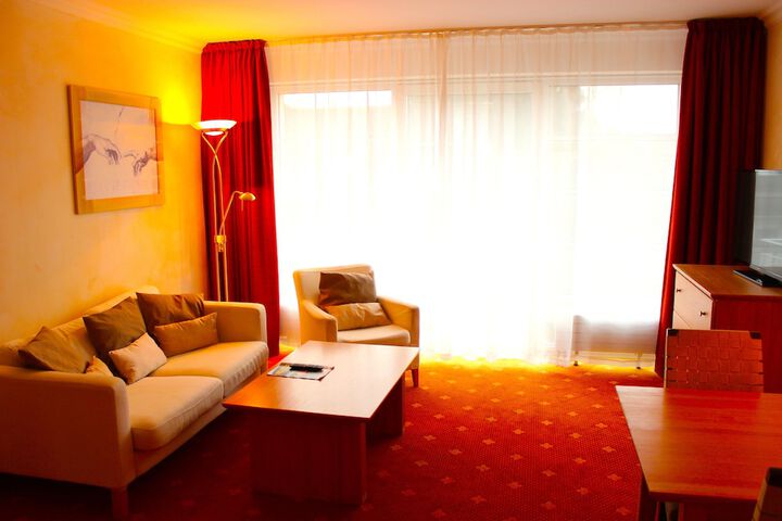 Room 38 of 62
