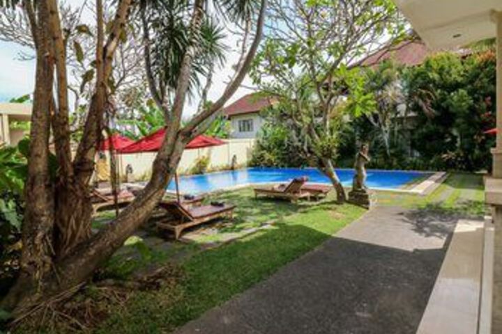 Pool 48 of 70