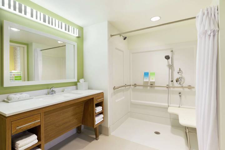 Bathroom shower