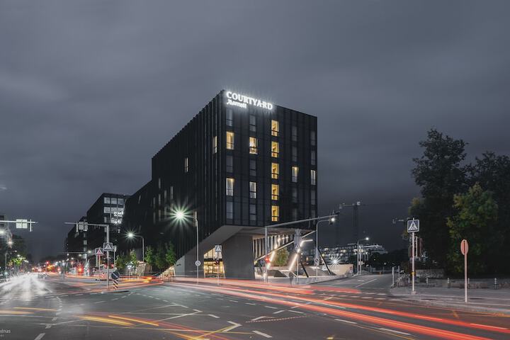 Hotel 73 of 77